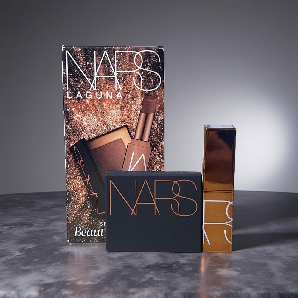 NARS Laguna Bronzing Powder & Afterglow Lip Balm set